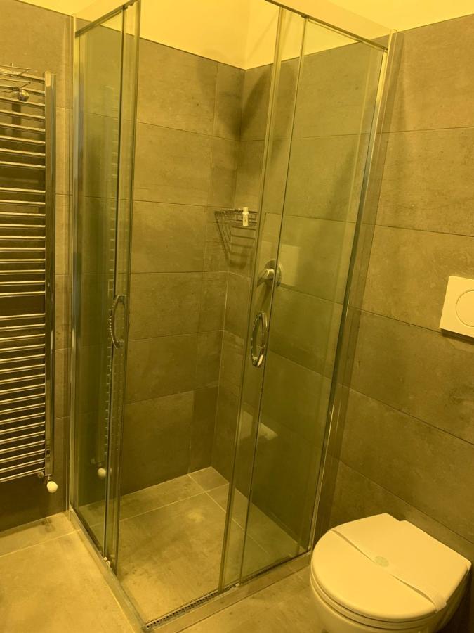 Palazzo 41 Rental Rooms San Pietro Vernotico Exterior photo